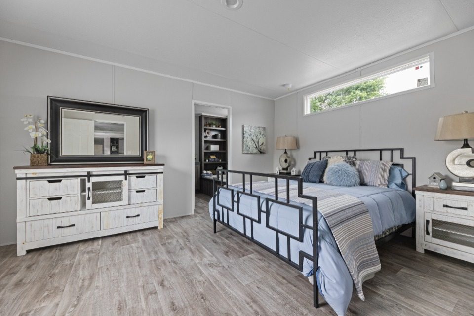 24 fw 240 pinnacle 16763p bed 001 web 1714493546174 960 12