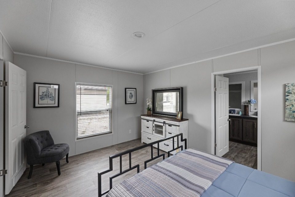 24 fw 240 pinnacle 16763p bed 003 web 1714493541309 960 12