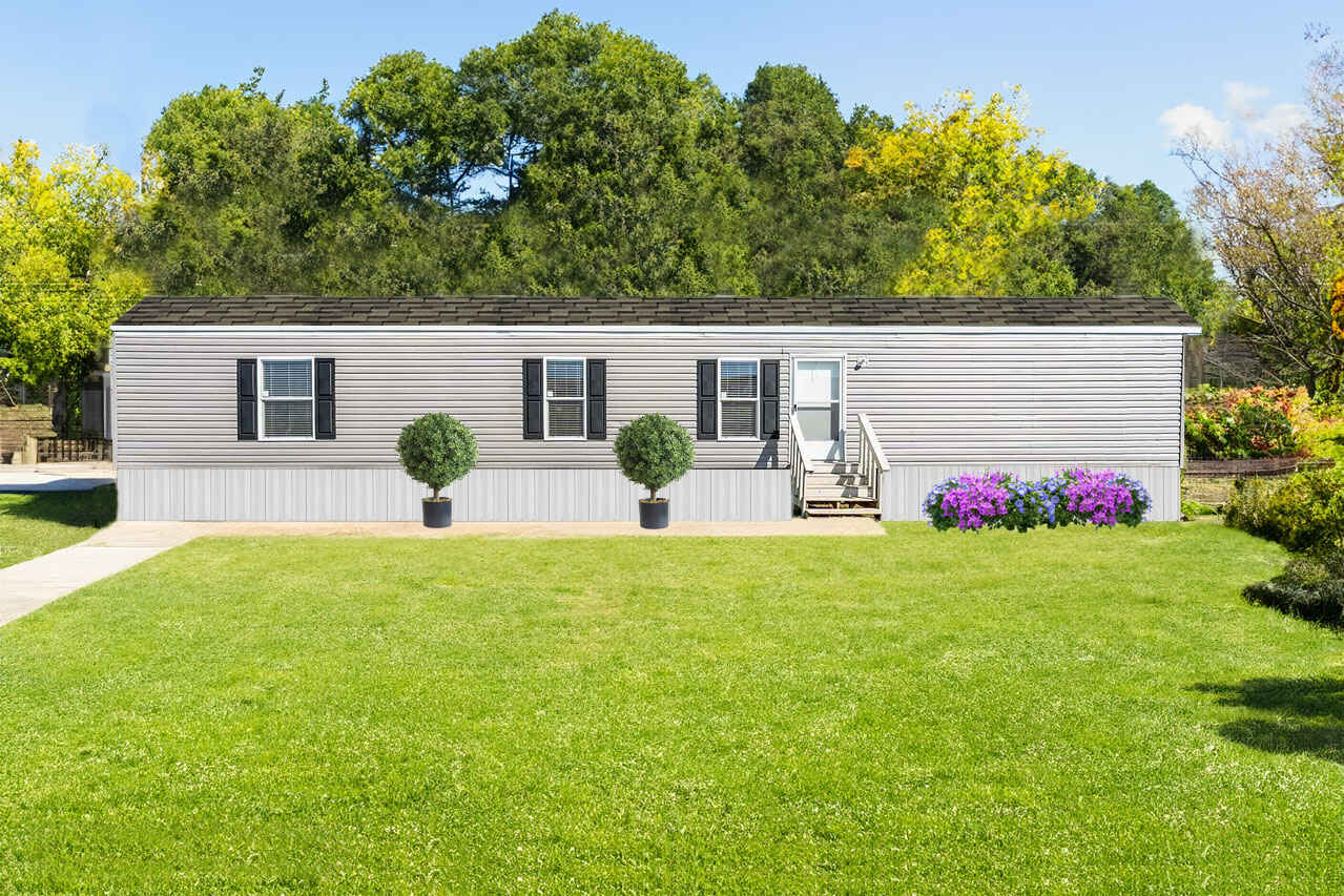 24 fw 240 valuhomes 14663p exterior 001 cleanup 1736454758385 1279 12