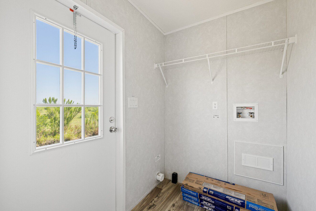 67 web or mls 17325 camino real 1747427599630 1323 12